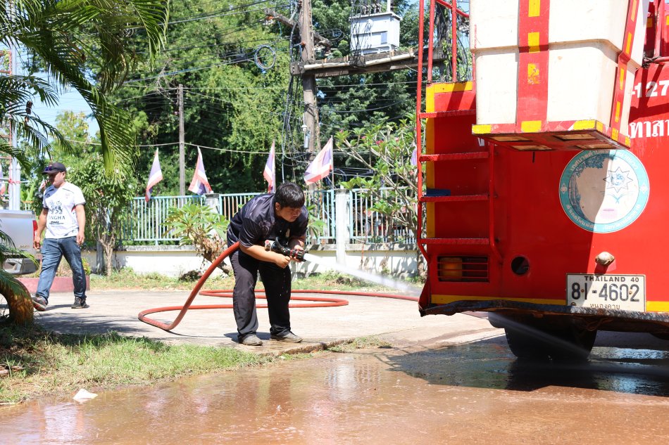 เข้าร่วมกิจกรรม Big Claening Day  ที่ศูนย์พัฒนาเด็กเล็กบ้านเหล่า 